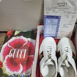 Gucci Bee Sneakers